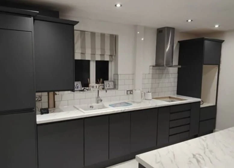 Matte graphite kitchen refit